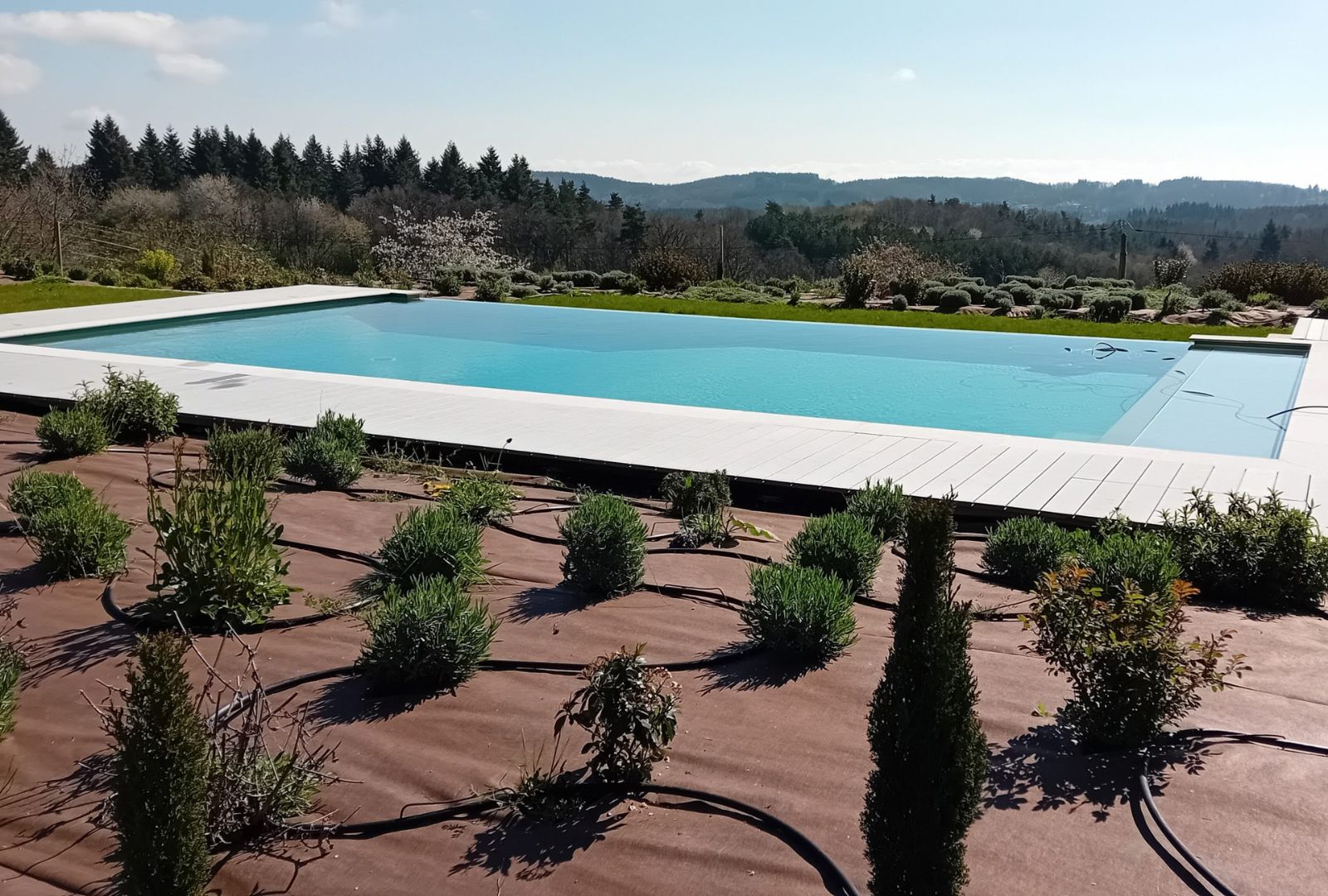 construction de piscine à débordement à romans-sur-isère